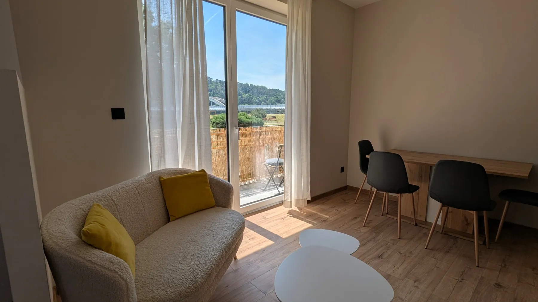 Villa Vician – Krajinský most a Kúpeľný ostrov